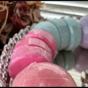 5pcs bundle Dreaming in Paradise Shower Steamers Scented Luxurious Organza Bag